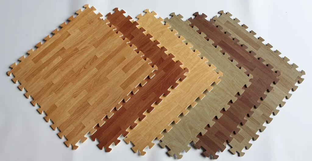 xốp trải sàn vân gỗ Tường Lâm